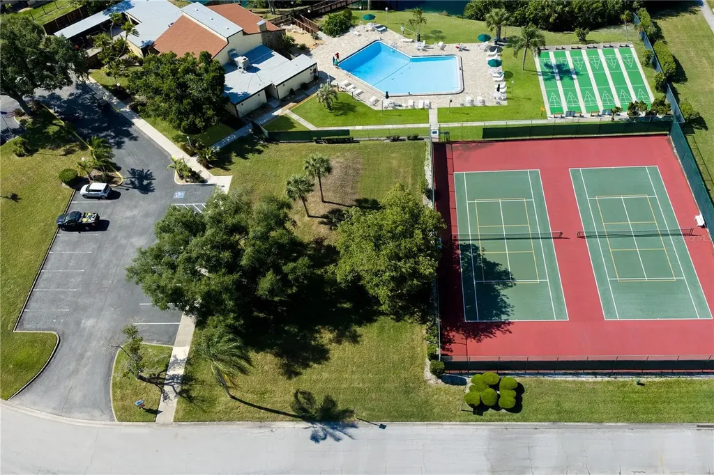 1218 56th Street W Bradenton FL 34209