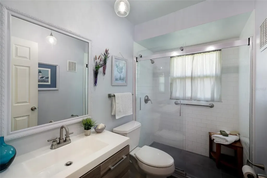 1218 56th Street W Bradenton FL 34209