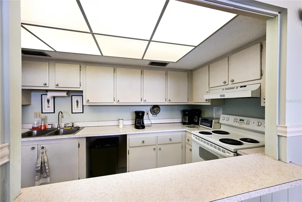1218 56th Street W Bradenton FL 34209