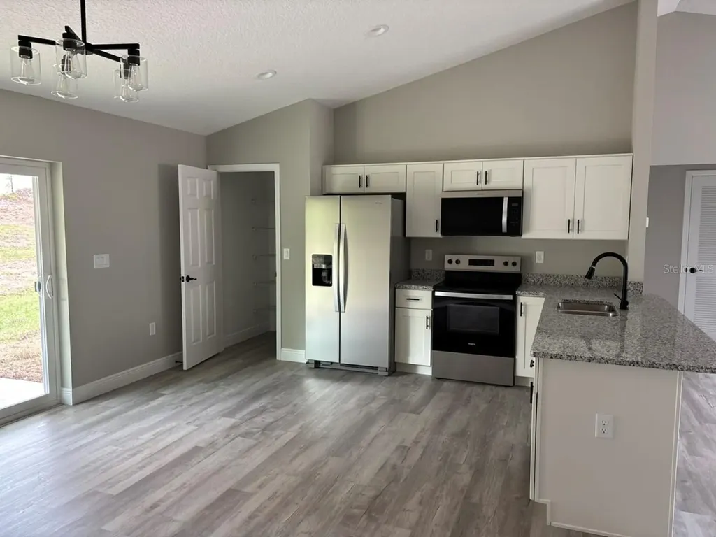 9870 N Lathyrus Terrace Dunnellon FL 34433