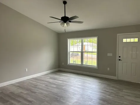 9870 N Lathyrus Terrace Dunnellon FL 34433