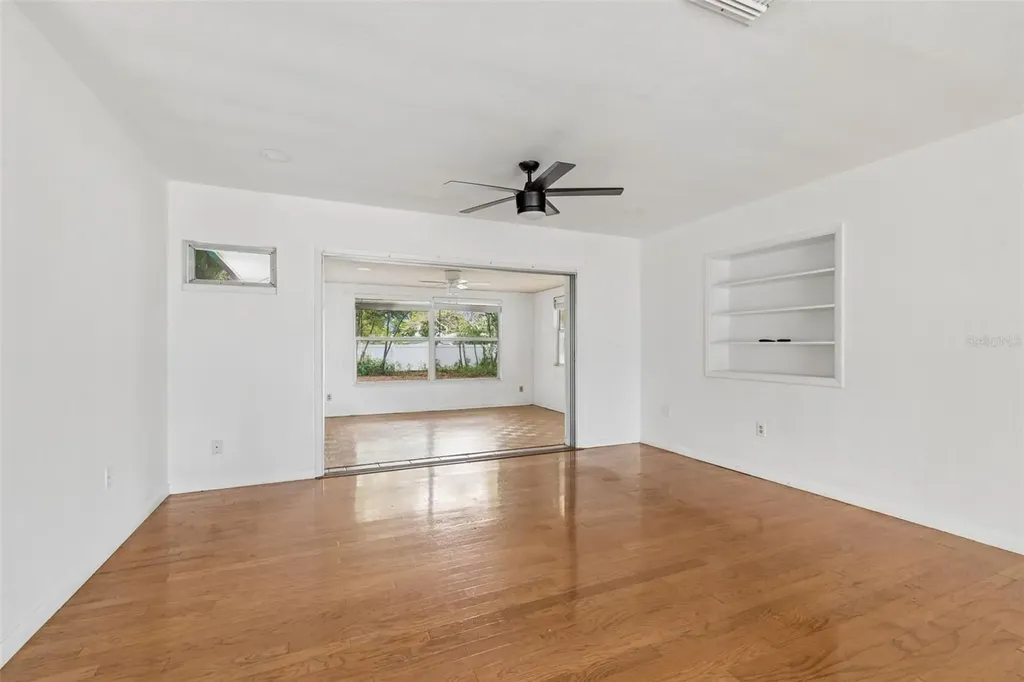 1226 Magnolia Drive Clearwater FL 33756