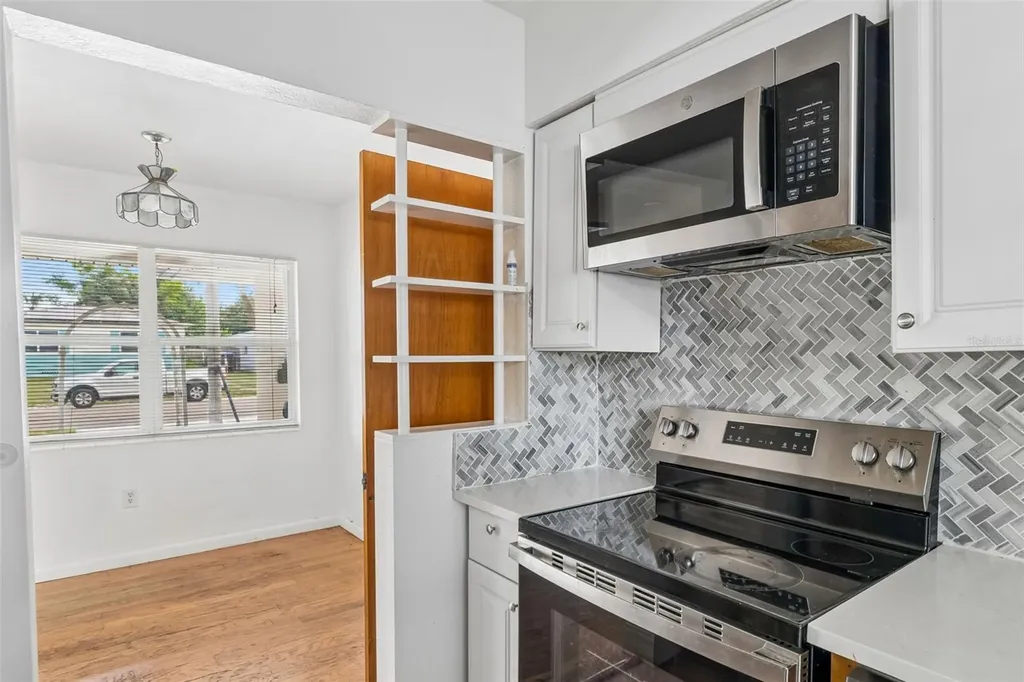 1226 Magnolia Drive Clearwater FL 33756