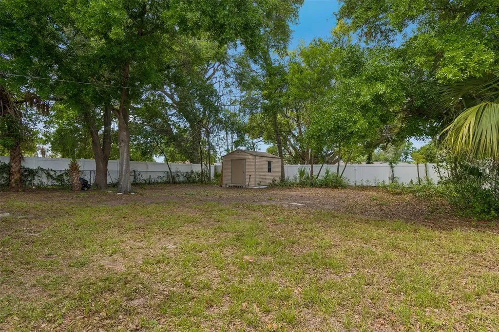1226 Magnolia Drive Clearwater FL 33756
