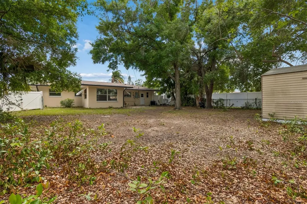 1226 Magnolia Drive Clearwater FL 33756