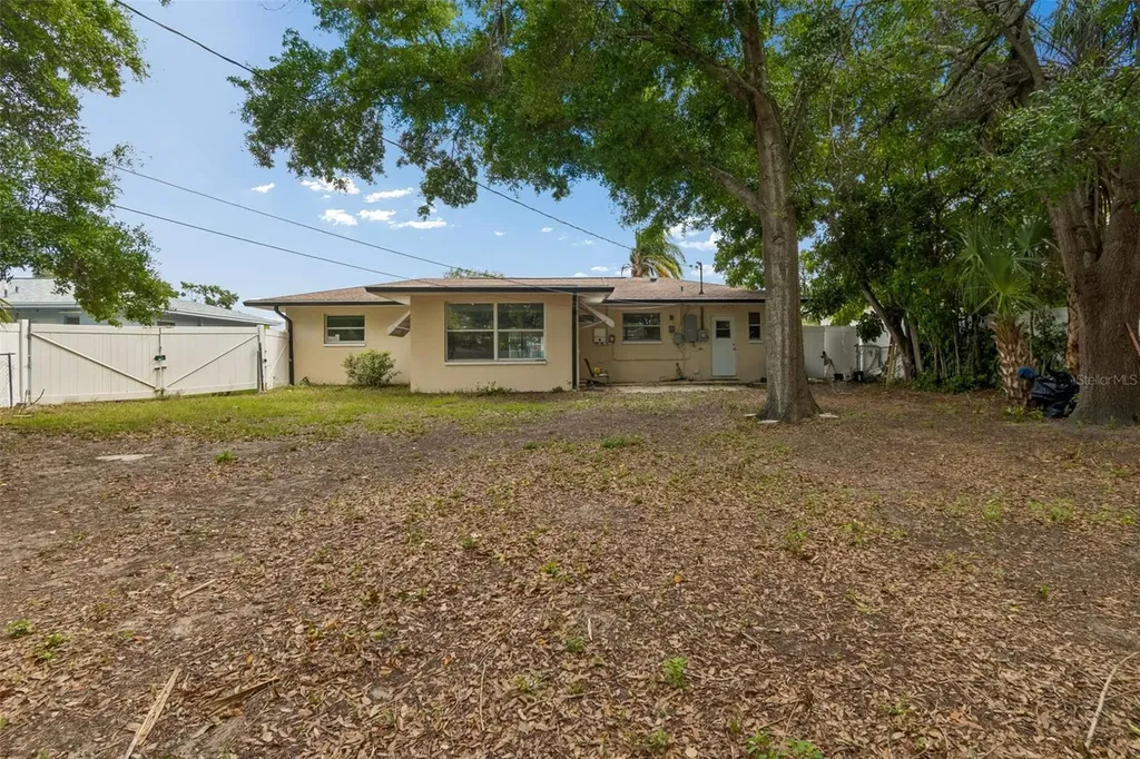 1226 Magnolia Drive Clearwater FL 33756