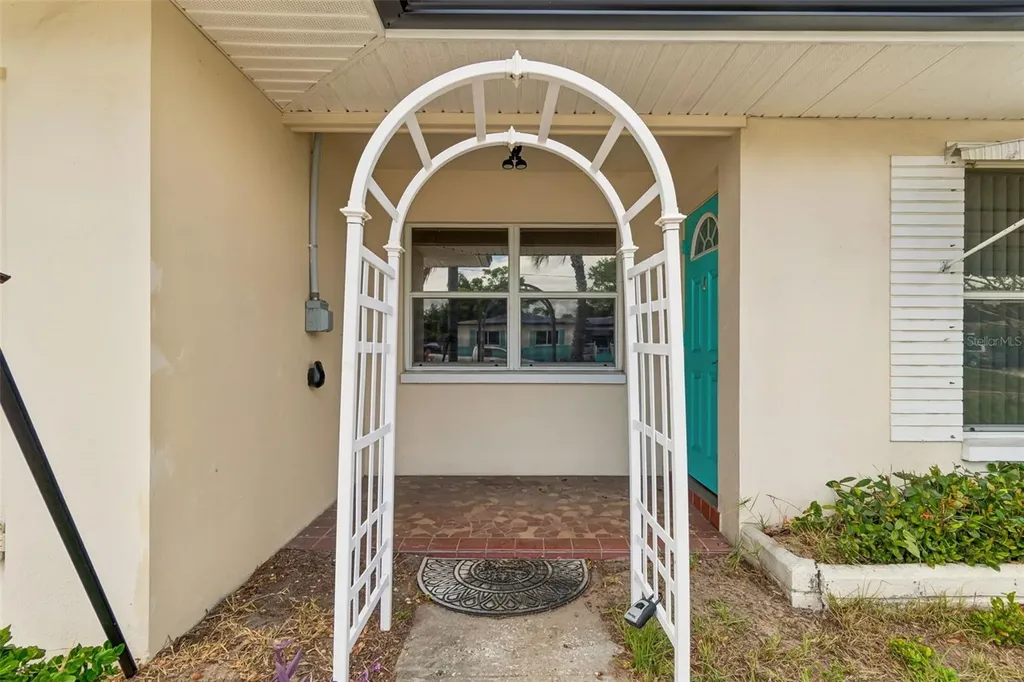 1226 Magnolia Drive Clearwater FL 33756