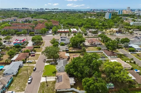 1226 Magnolia Drive Clearwater FL 33756