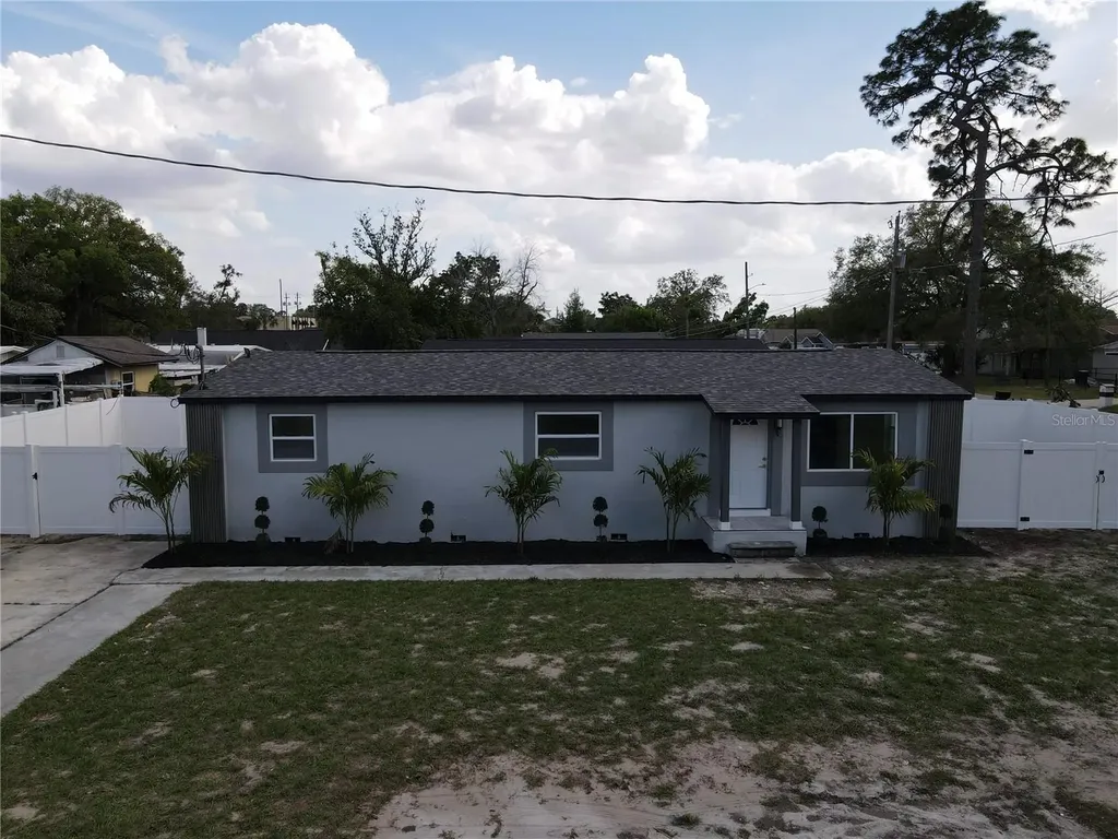 1711 E Sewaha Street Tampa FL 33612