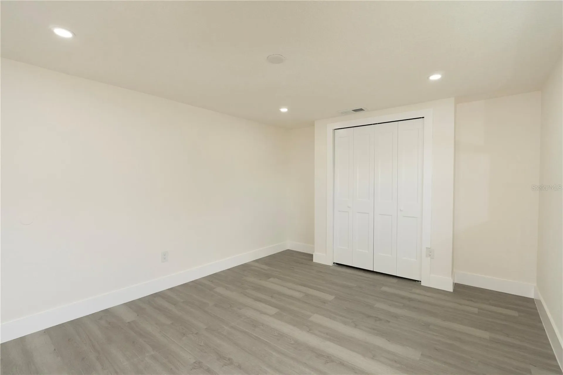 1711 E Sewaha Street Tampa FL 33612
