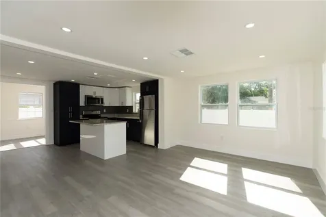 1711 E Sewaha Street Tampa FL 33612