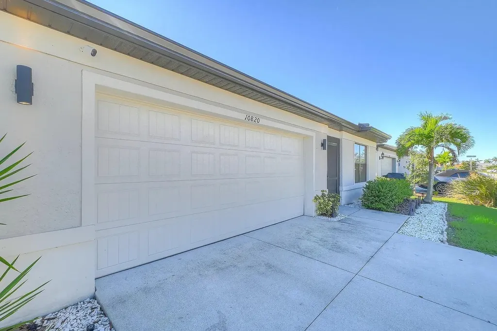 10820 Marlberry Way North Fort Myers FL 33917
