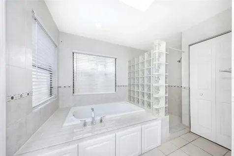 3334 Brian Road N Palm Harbor FL 34685