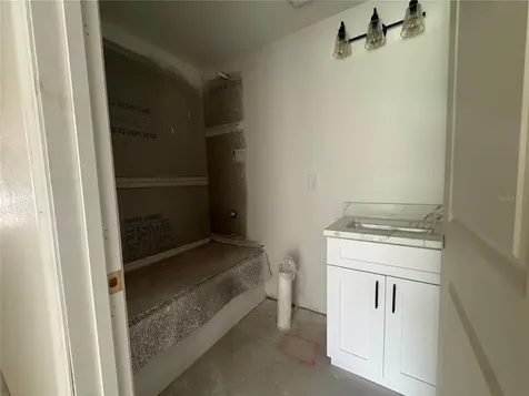 2019 E Seward Street Tampa FL 33604