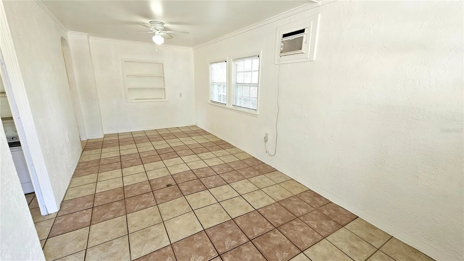 15 N Mango Street W Englewood FL 34223