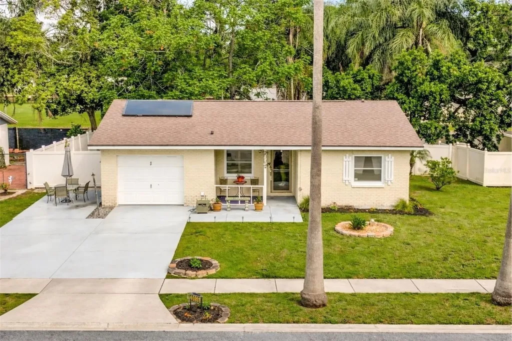 1325 Cypress Arbor Kissimmee FL 34744