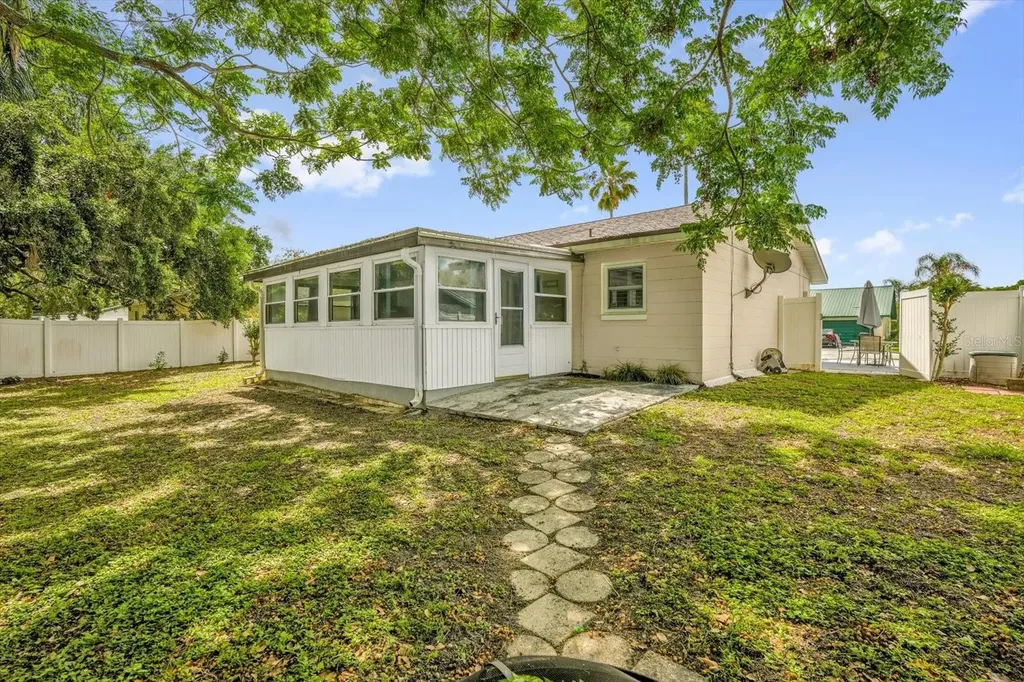 1325 Cypress Arbor Kissimmee FL 34744