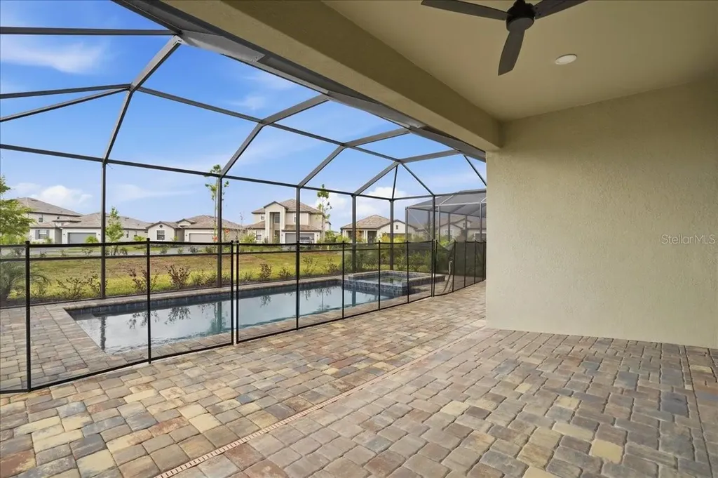15165 Serene Shores Loop Bradenton FL 34211