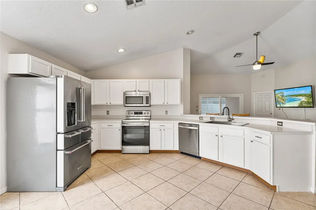 425 Pine Cone Drive Davenport FL 33897