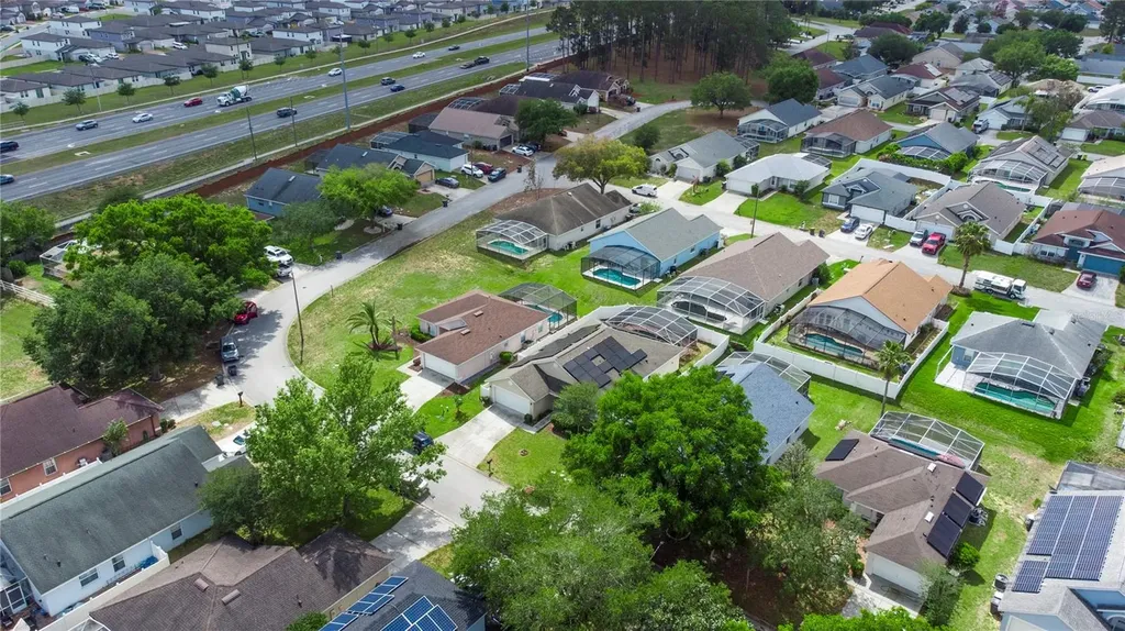 425 Pine Cone Drive Davenport FL 33897