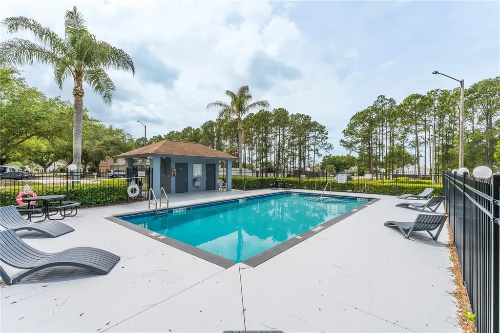 425 Pine Cone Drive Davenport FL 33897