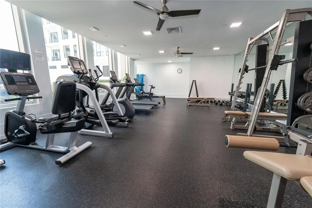1350 Main Street Sarasota FL 34236
