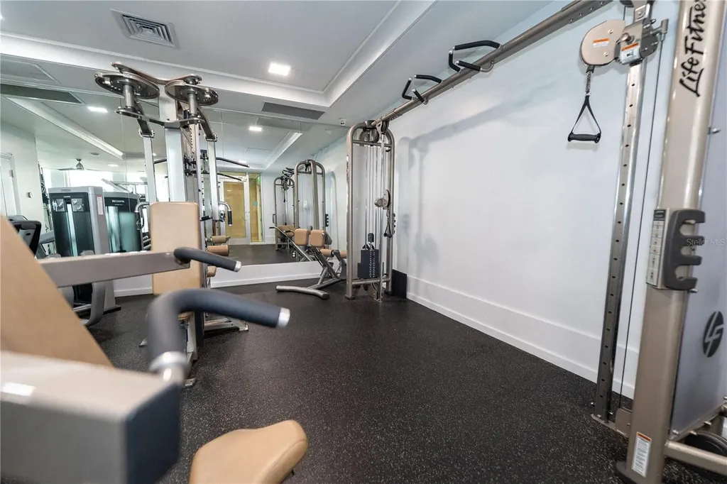 1350 Main Street Sarasota FL 34236
