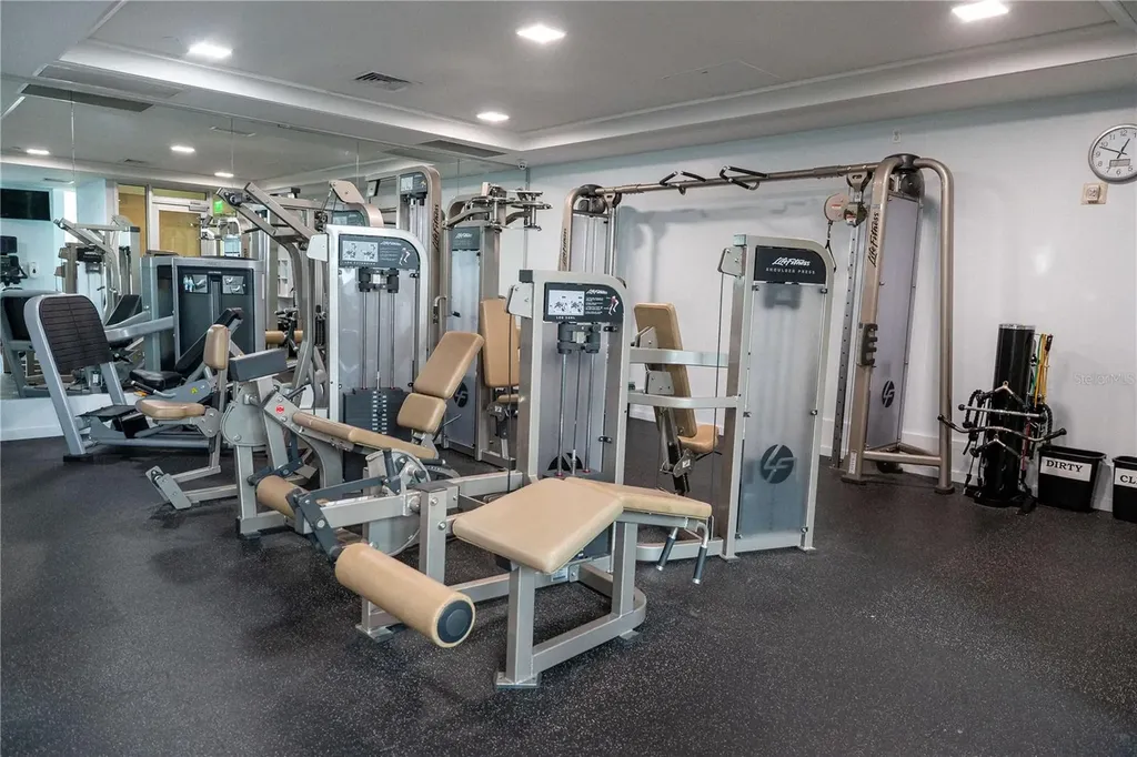 1350 Main Street Sarasota FL 34236