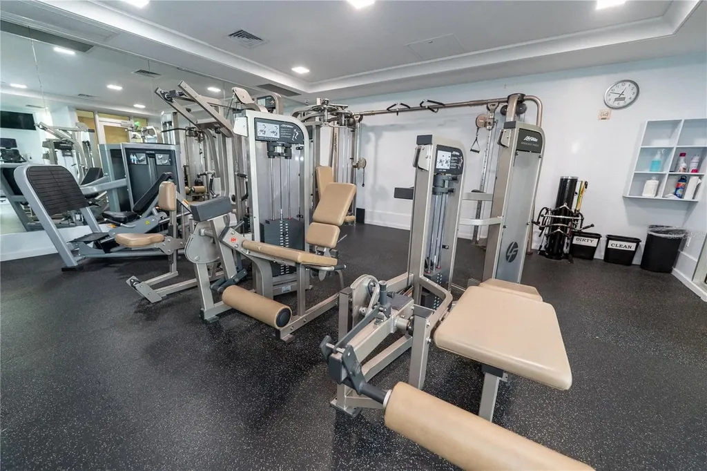 1350 Main Street Sarasota FL 34236