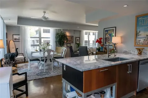 1350 Main Street Sarasota FL 34236