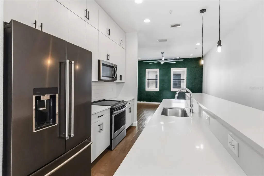 1332 W Gray Street Tampa FL 33606