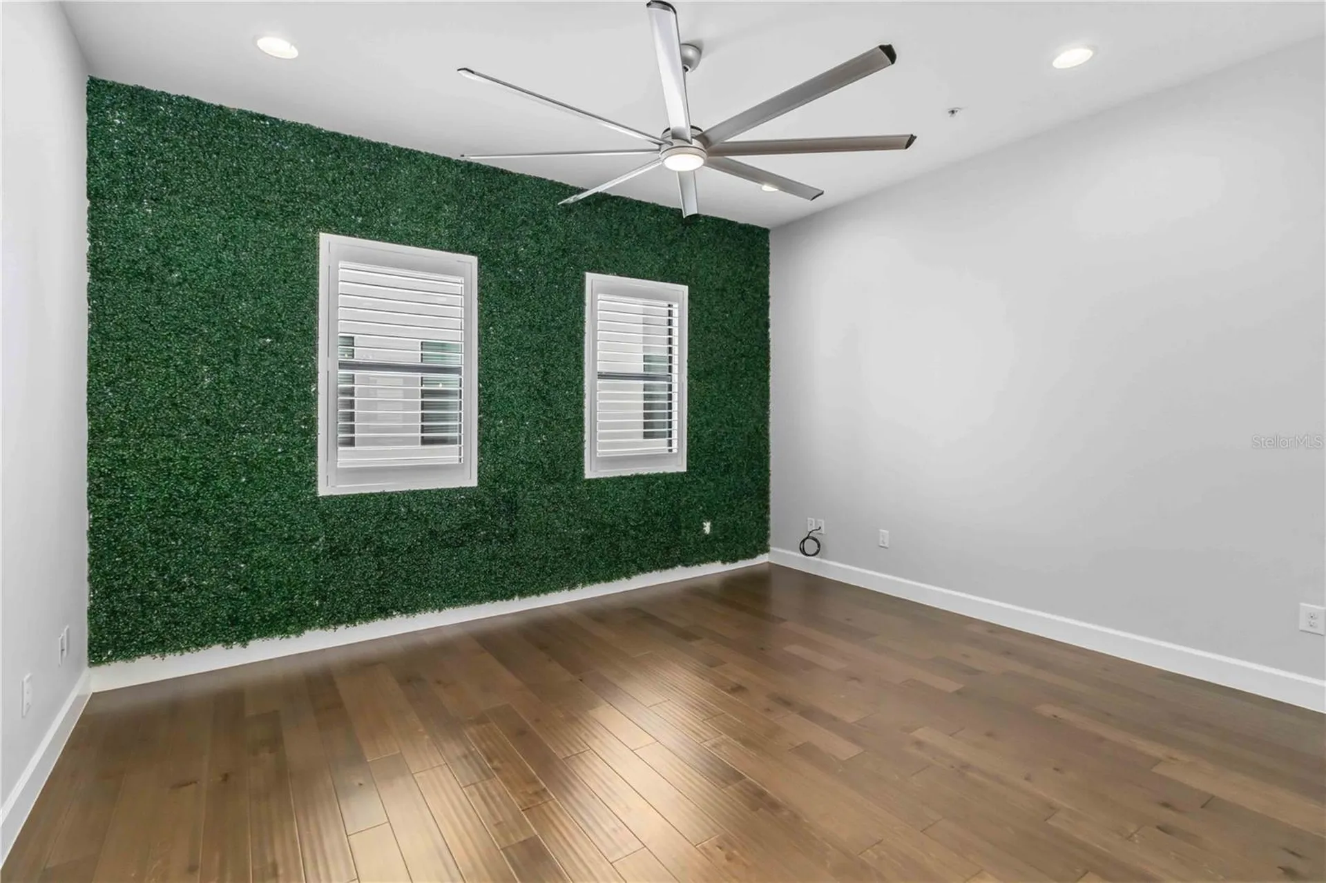 1332 W Gray Street Tampa FL 33606