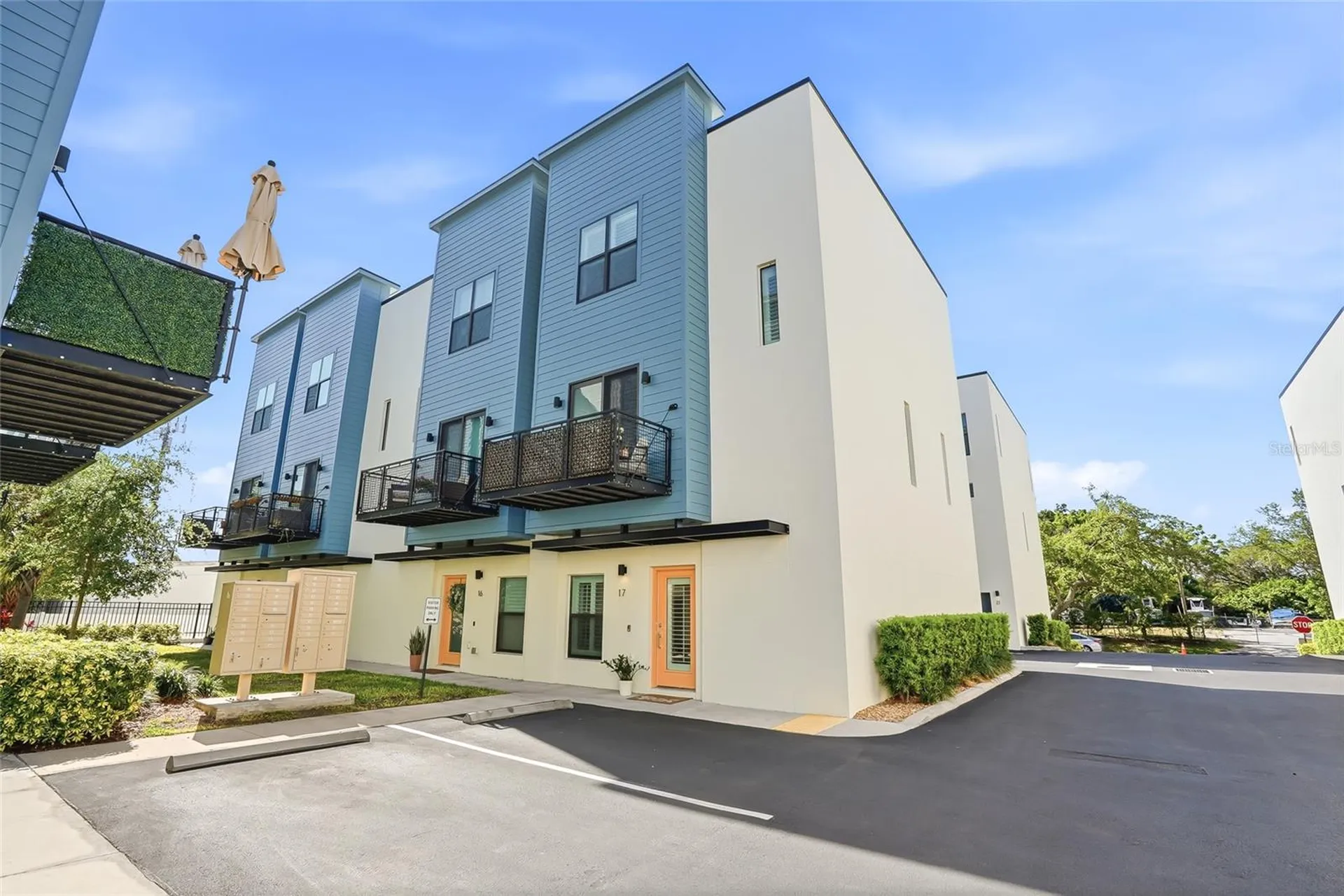 4810 W Mcelroy Avenue Tampa FL 33611