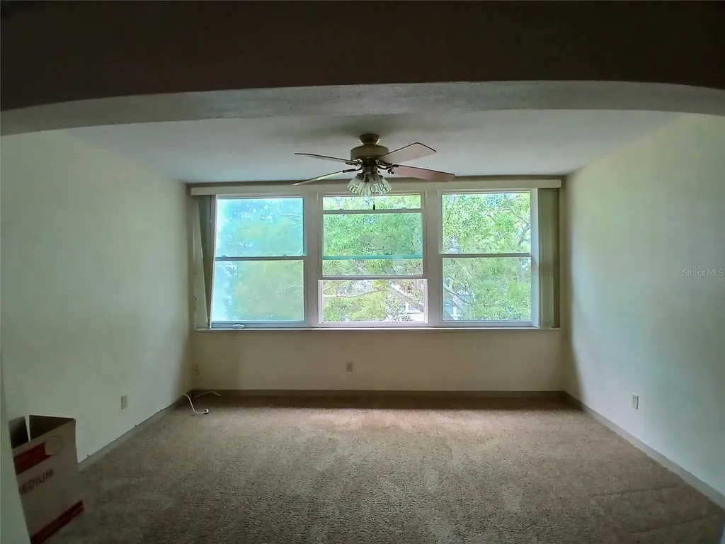 5880 38th Avenue N St Petersburg FL 33710