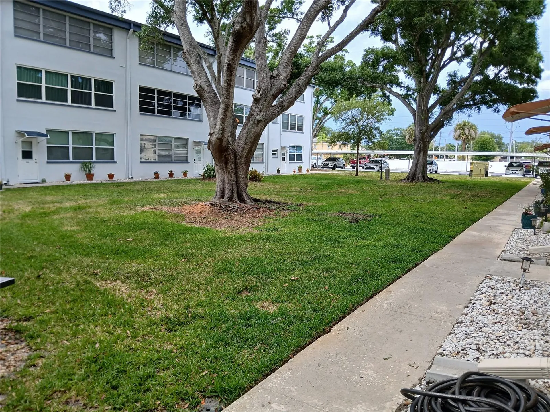 5880 38th Avenue N St Petersburg FL 33710