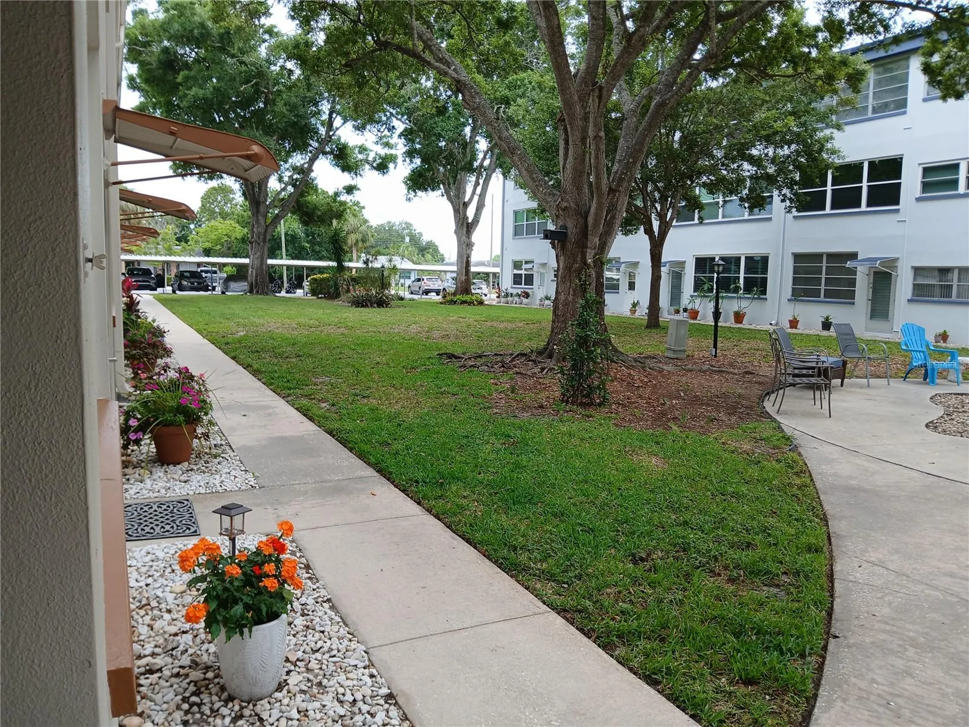 5880 38th Avenue N St Petersburg FL 33710