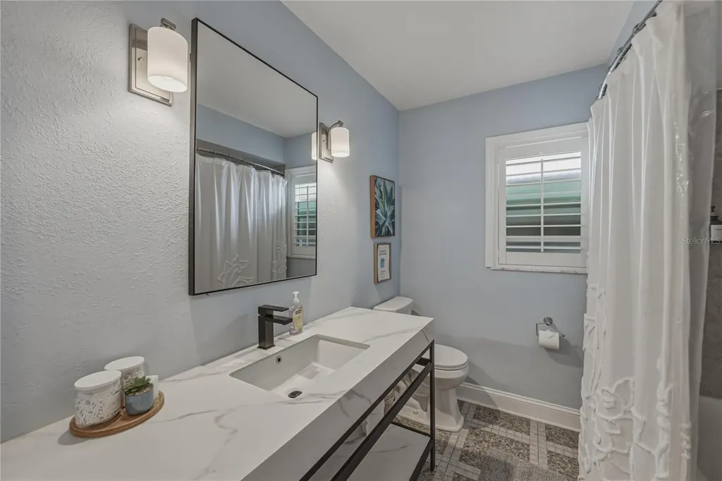 1004 Sago Palm Way Apollo Beach FL 33572