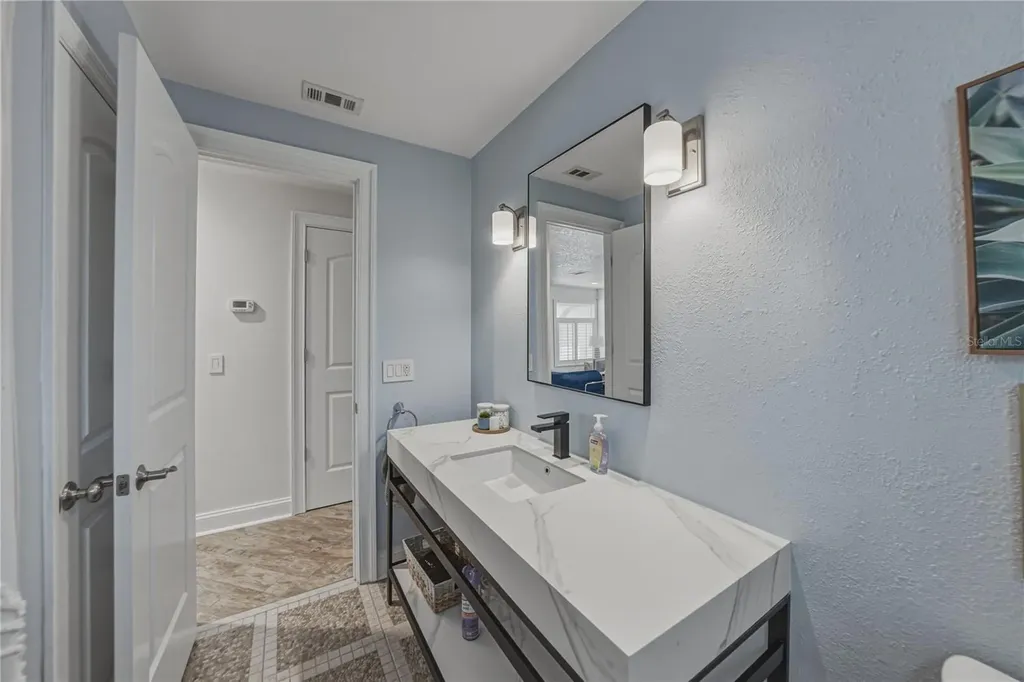 1004 Sago Palm Way Apollo Beach FL 33572