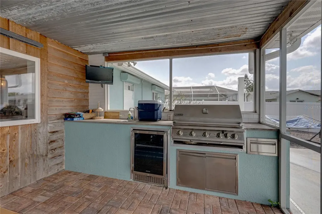 1004 Sago Palm Way Apollo Beach FL 33572