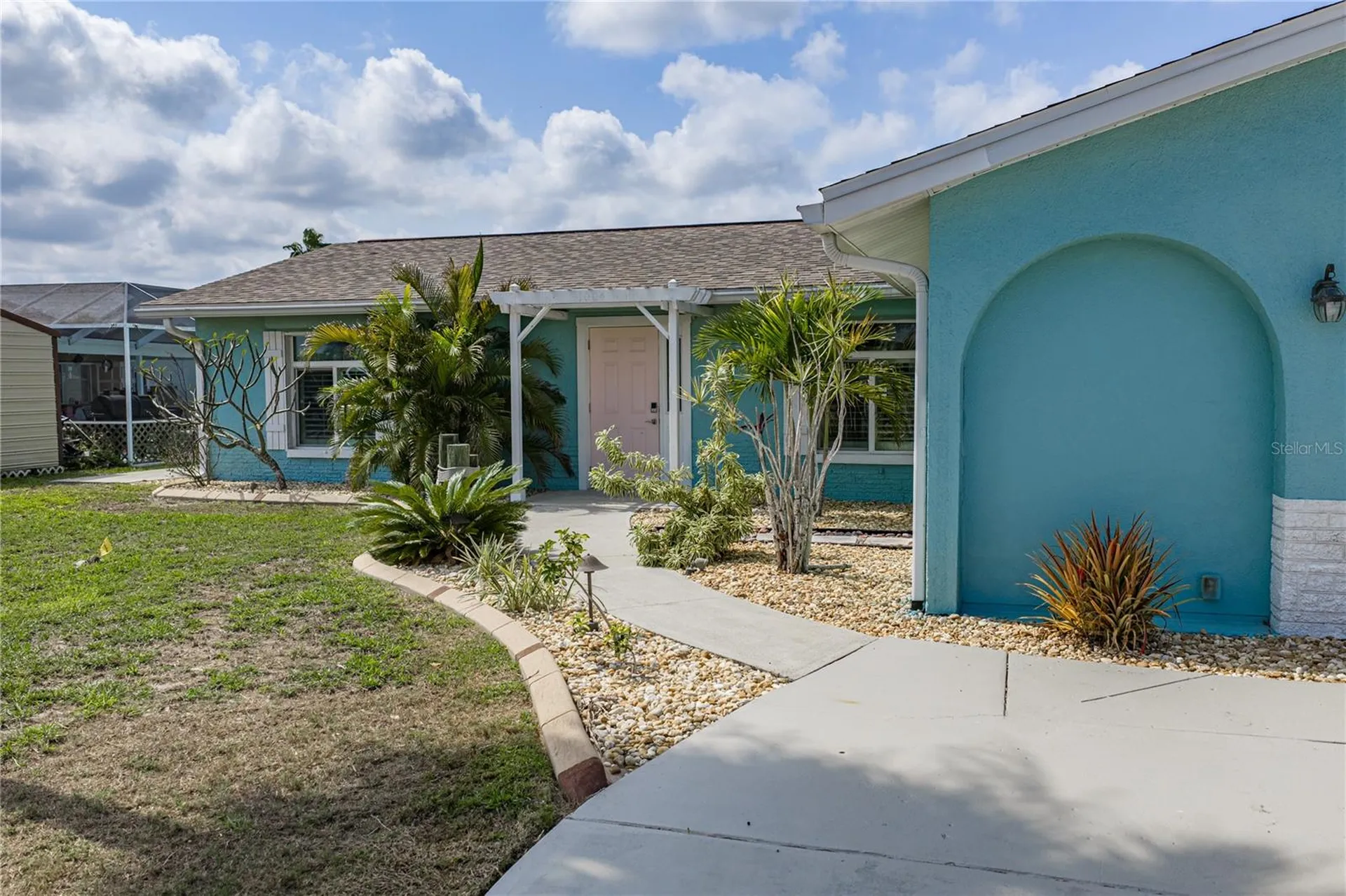 1004 Sago Palm Way Apollo Beach FL 33572