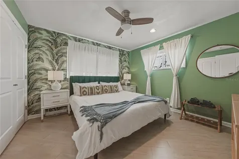 1004 Sago Palm Way Apollo Beach FL 33572
