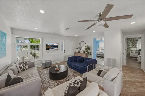 1004 Sago Palm Way Apollo Beach FL 33572