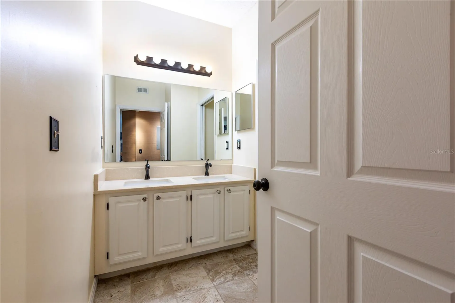 10000 SW 52nd Avenue Gainesville FL 32608
