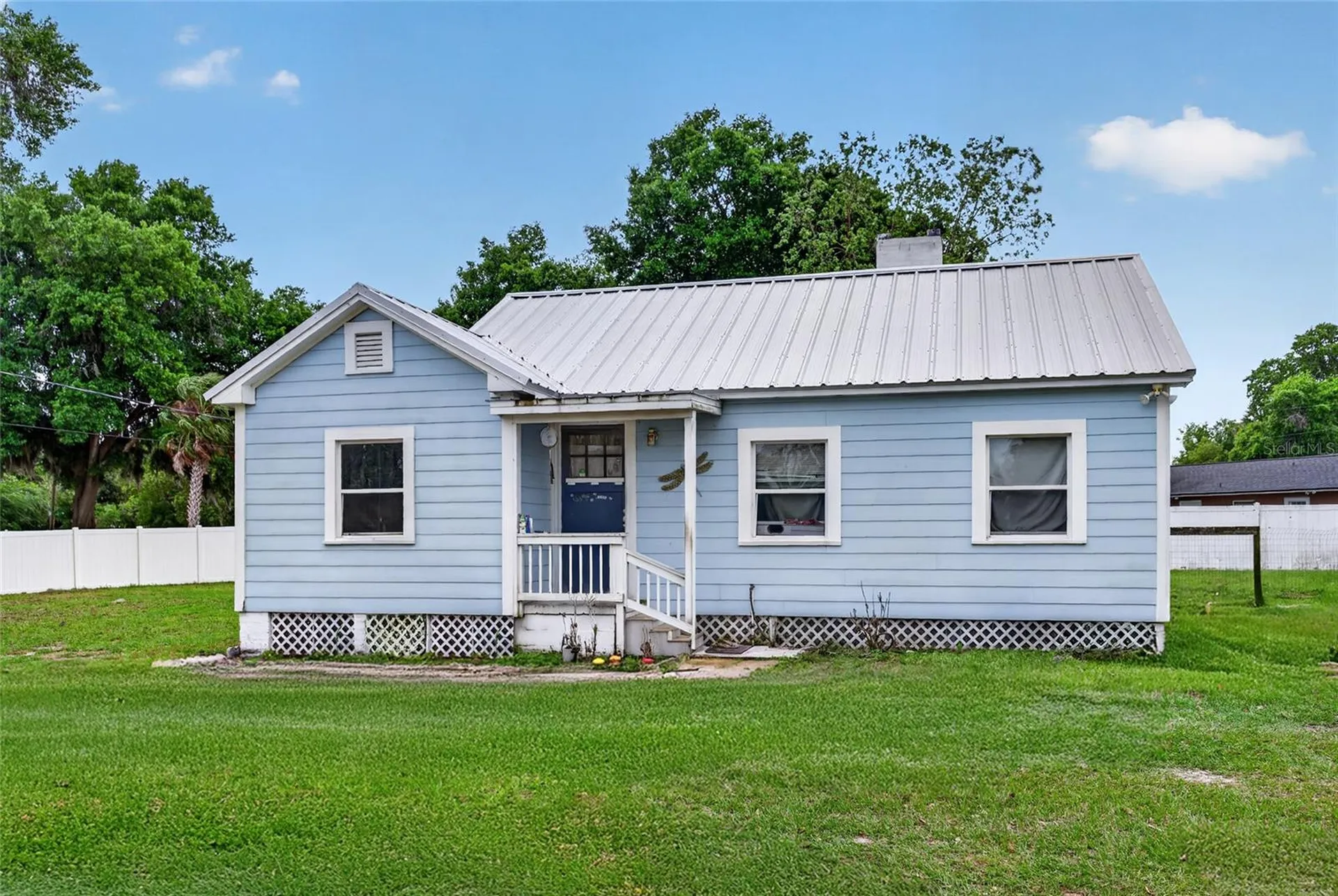 431 Edgewater Avenue Umatilla FL 32784