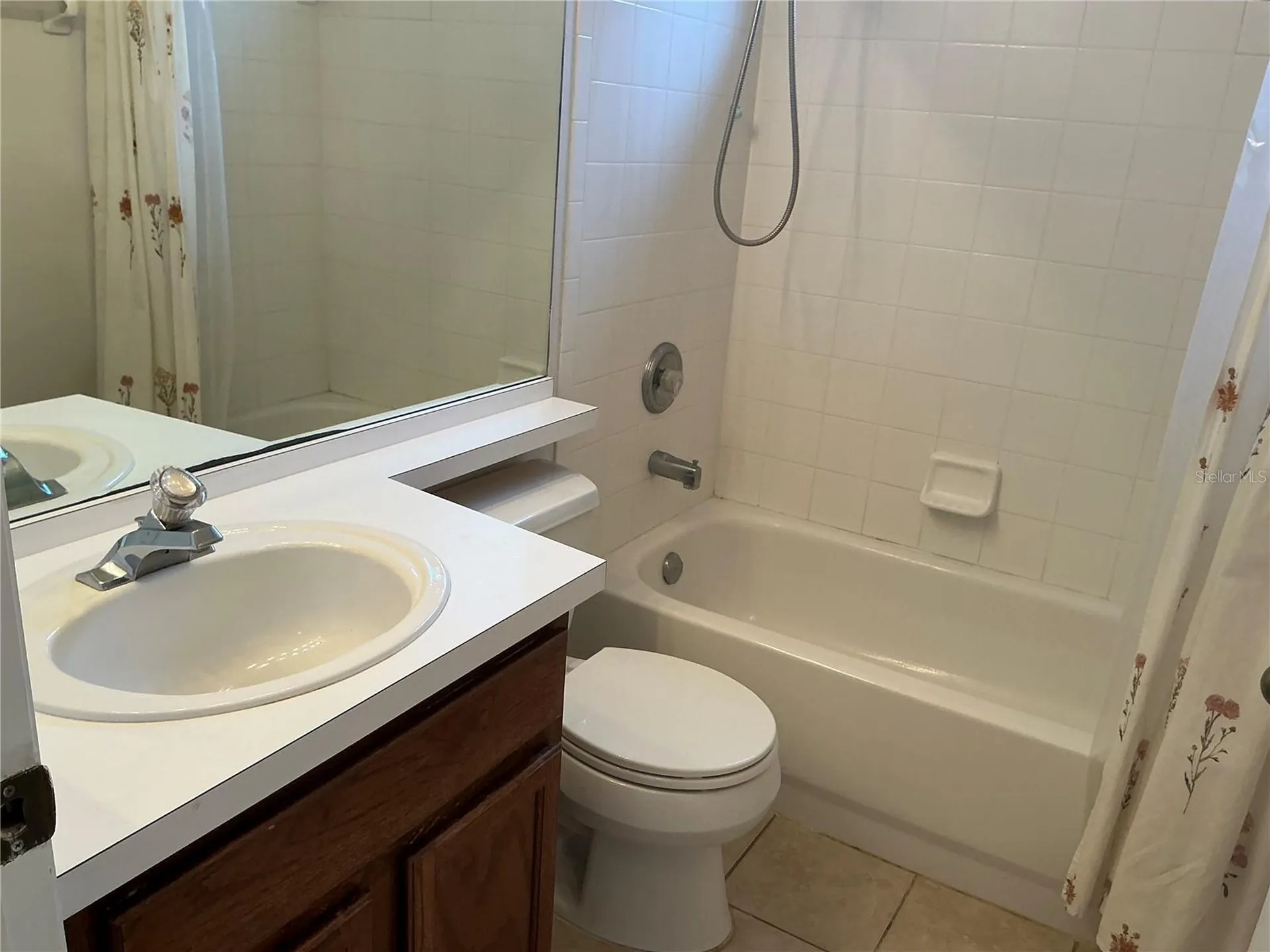 216 Island Water Way Apollo Beach FL 33572