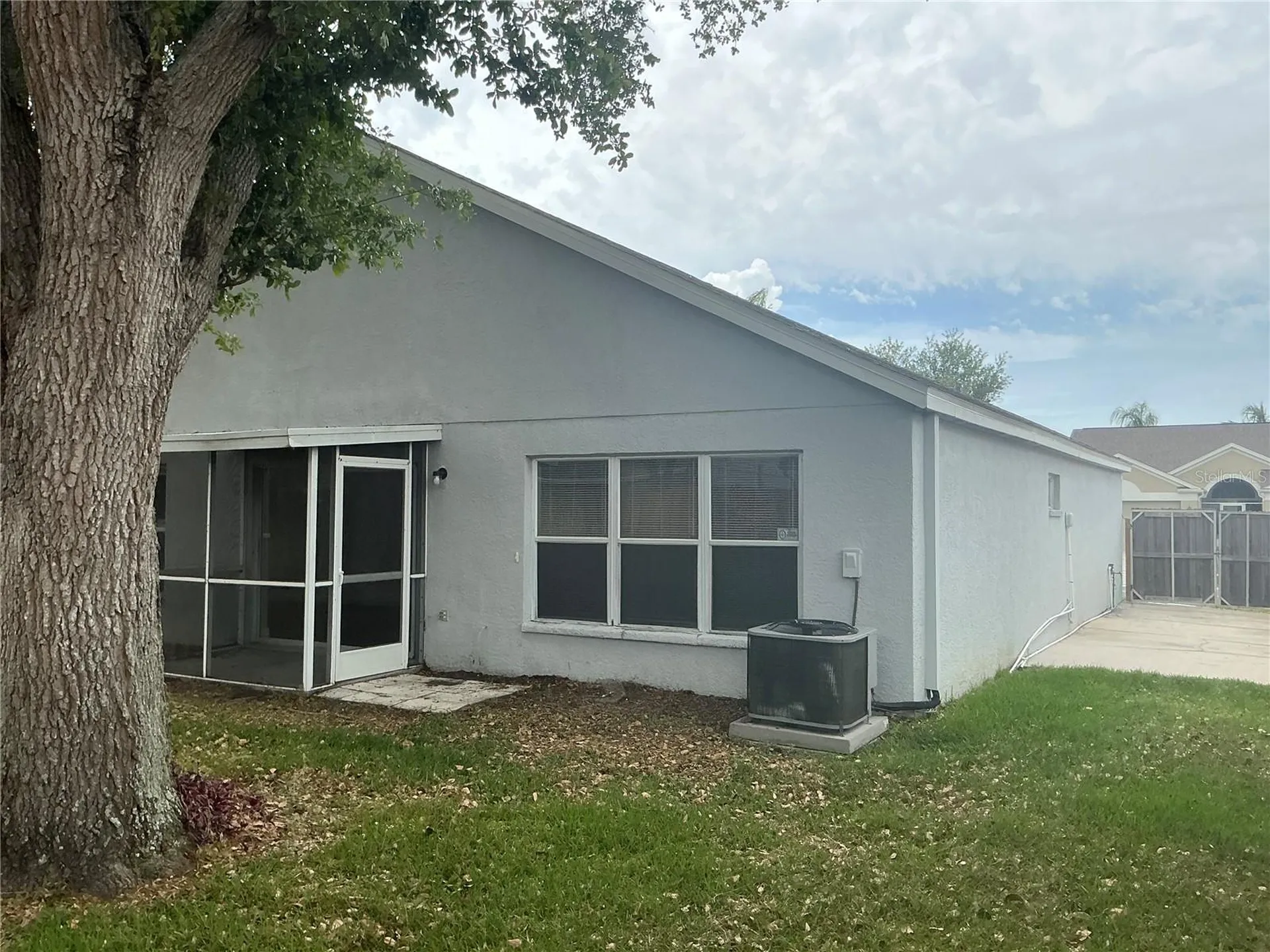 216 Island Water Way Apollo Beach FL 33572