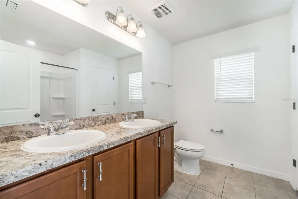 11220 Gold Compass Street Gibsonton FL 33534