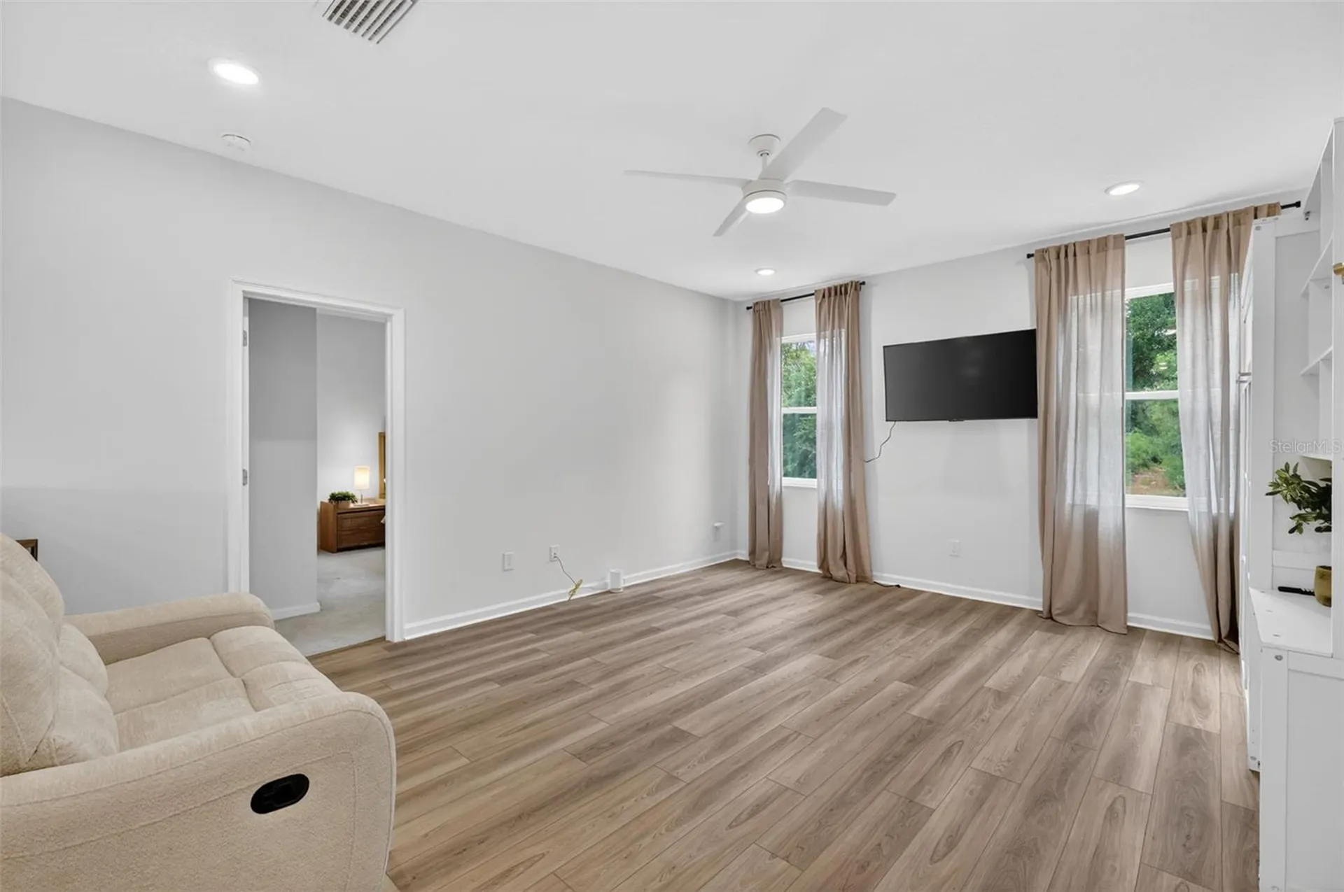 2341 Sirena Lane Mount Dora FL 32757