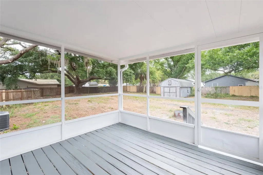 8812 Dyer Road Riverview FL 33578