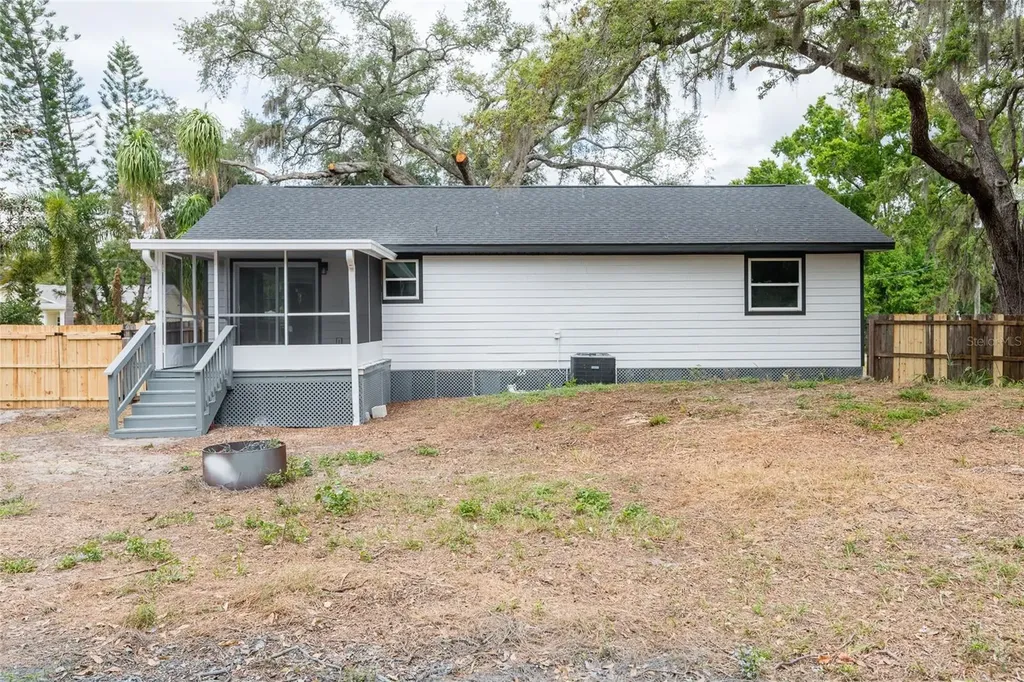 8812 Dyer Road Riverview FL 33578
